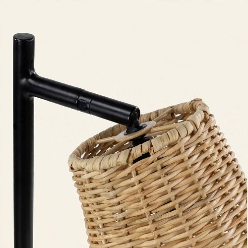 Lámpara de Sobremesa LUTA — Metal Negro Mate y Pantalla de Ratán Orientable