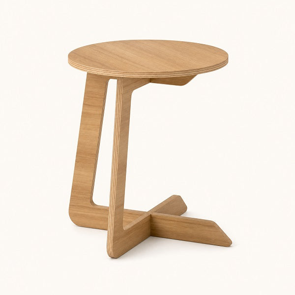 Mesa Auxiliar BUKT — Forma en C, Madera Natural