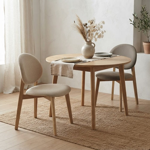 Silla de Comedor EKBO — Roble y Tapizado