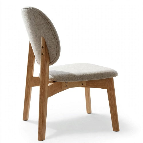 Silla de Comedor EKBO — Roble y Tapizado